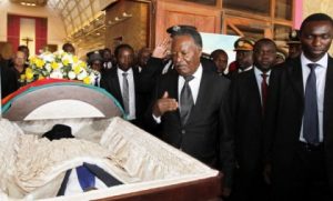 President-Micheal-sata-views-the-Body-of-Late-BY-Mwila-in-Lusaka.jpg