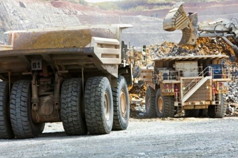 Hitachi-Muldenkipper in Kansanshi Kupfer- und Goldmine • Hitachi dump trucks at the Kansanshi copper and gold mine Hitachi-Muldenkipper in Kansanshi Kupfer- und Goldmine • Hitachi dump trucks at the Kansanshi copper and gold mine