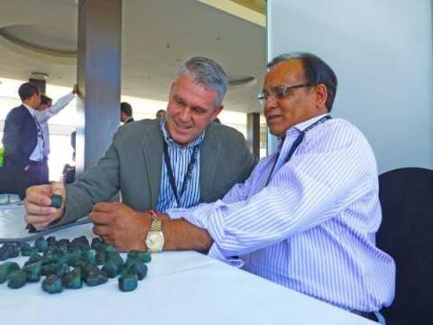 GEMFIELDS chief executive officer Ian Harebottle (left) examining pieces of emeralds alongside Vijay Kedia, at the ongoing emerald auction. – Picture courtesy Leangmead and Barker PR consultants