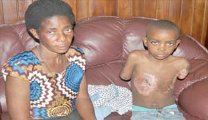 MARK Makuwa with his mother Lonika Ng’andu when they called on Southern Province Minister Daniel Munkombwe to appeal for artifical arms. MARK Makuwa with his mother Lonika Ng’andu when they called on Southern Province Minister Daniel Munkombwe to appeal for artifical arms.