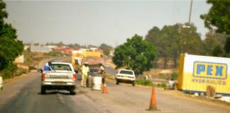 Zambia police road blocks