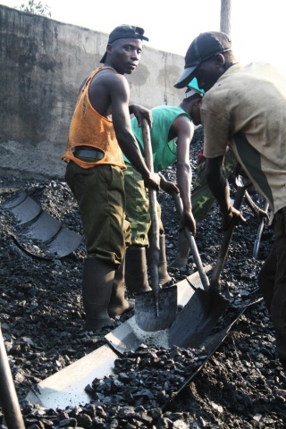 Workers earn about $77 a month at the Collum Coal Mine. Image by Eddie Mwanaleza. Zambia, 2013