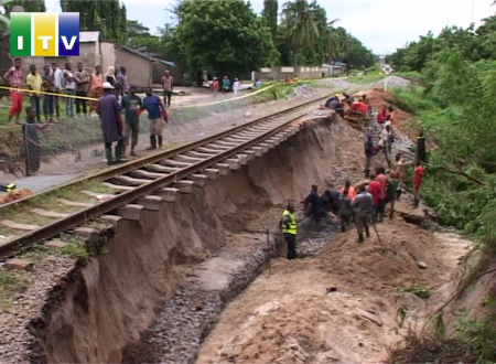 Tazara cargo services from the port of Dar es salaam to the regions and neighboring countries have been suspended for seven days following destruction of rail infrastructure at Kurasini Chaurembo area caused by heavy rains.
