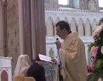 Singing priest's Hallelujah wows wedding guests