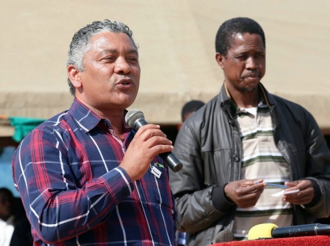 Kabwata Member of Parliament Given Lubinda who is part of the campaign team with PF SG Edger Lungu in Mkushi South to drum up support for the Patriotic Front Candidate Davies Chisopa, Picture by Eddie Mwanaleza:Statehouse 06-o9-2014