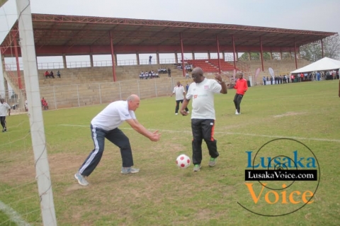 Zanaco MD Dick Bruce releasing a ball to the PS Dr. Patrick Nkanza