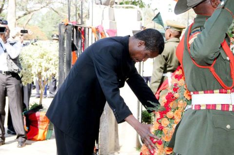 Acting President Edgar Lungu laying a wreath at the Freedom Statue during the Golden Jubilee celebrations in Lusaka on October 24,2014 -Picture by THOMAS NSAMA