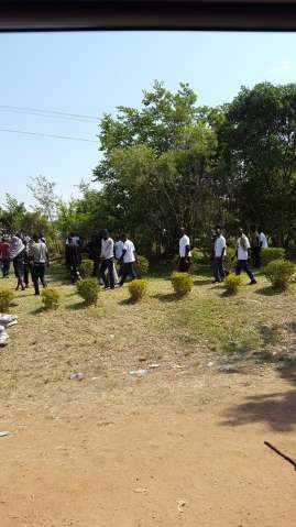 Police turn away hordes of youths wearing Miles Sampa t-shirt as they are non-delegates