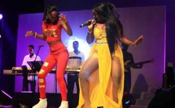 African star, Zambian R & B singer Mampi performed live in the Seychelles capital of Victoria alongside various local artist of the Indian Ocean Islands. (Joe Laurence) Photo license