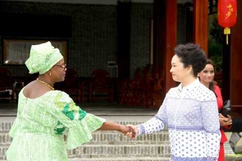 First Lady Esther Lungu being welcomed by China First Lady Peng Liyuan when she visited Bei Reng Village. The Purpose of the First Lady's visit to the village was to learn more about village modernisation