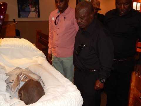 Mr. Willie Nsanda Sr. pays his last respects - Credit Nicky Shabolyo