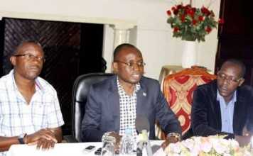 Special Assistant to the President for Press and Public Relations Amos Chanda addresses Journalists at State House. Seated next to him are State House permanent Secretary Emmanuel Chilubanama (l) and Special Assistant to the President for Political affairs Kaiza Zulu (r) on March 9,2015 -Picture by THOMAS NSAMA