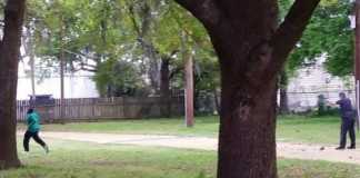 North Charleston officer faces murder charge