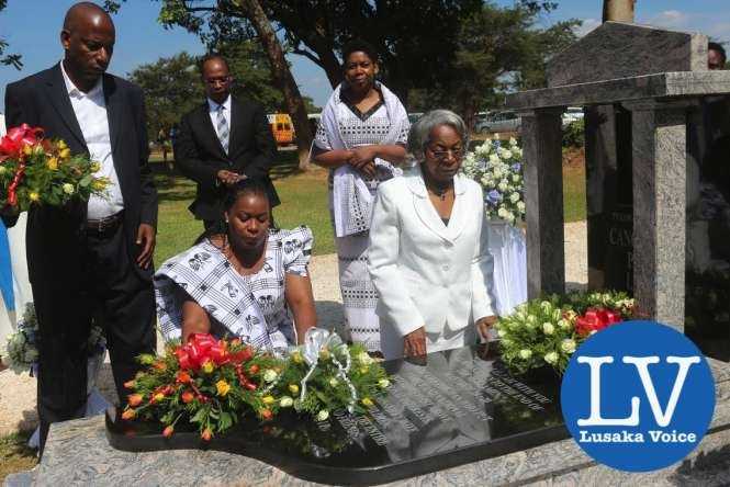 left to right-  Son Liwewe , daughter Kwangu Liwewe and  widow Sylvia Liwewe (behind are Linda Liwewe Bonsu and husband Victor Bonsu - Photo Credit Jean Mandela - Lusakavoice.com