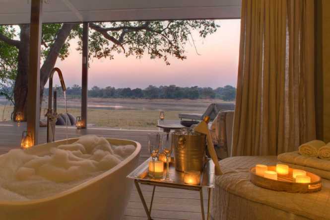 Chinzombo, South Luangwa, Zambia - Safari Camp