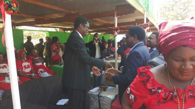 HH meets other delegates at Kulamba Traditional Ceremony at Paramount Chief Kalonga Gawa Undi of the Chewa speaking people of Eastern Zambia, Malawi and Mozambique