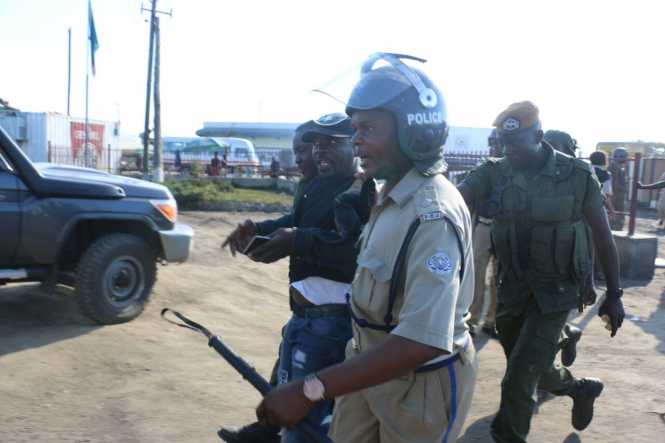 UPND  Mandevu Constituency tour disrupted by unruly PF Cadres, June 16th 2016