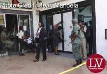 scores Intermarket Bank customers were spotted at its Central Park Branch as a word has gone around that the Intermarket Bank has been put under Bank of Zambia receivership as some senior banks employees were seen locking the doors without address anyone that were waiting outside